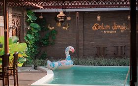 Dalem Jongke by Ubu Villa - 9 Bedrooms Villa in Yogyakarta